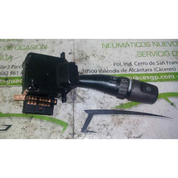 Mando Limpia de Hyundai Accent, Año: 1999 - 0319LHD