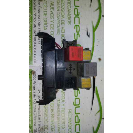 Caja Reles - Fusibles de Ford Fiesta Berl.-Express, Año: 1976 - 84FG14A481AA