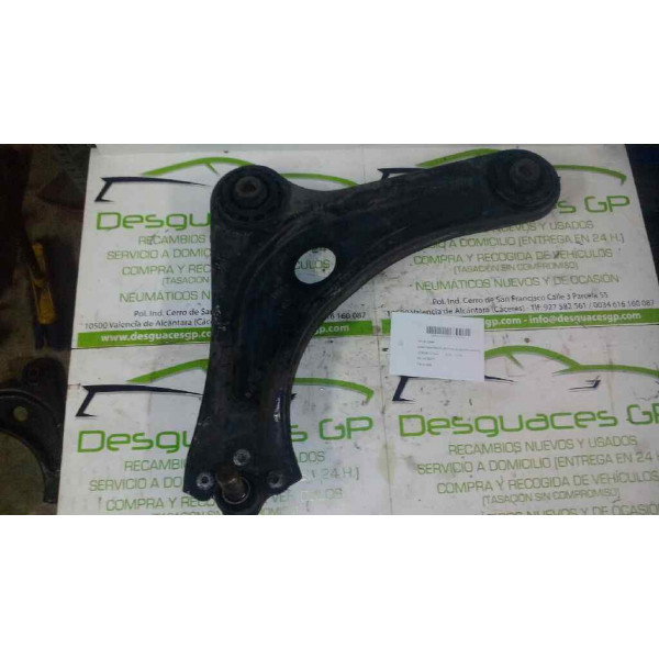 Brazo Suspension Inferior Delantero Izquierdo de Citroen C2, Año: 2003 - 3520T7