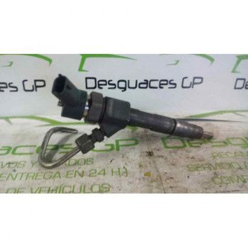 Inyector de Mitsubishi Carisma Berlina 5, Año: 1999 - 7700111014