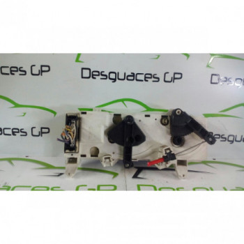 Mando Calefaccion -  Aire Acondicionado de Renault Megane I Berlina Hatchback, Año: 1995 - 657718V