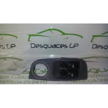 Mando Elevalunas Delantero Izquierdo de Renault Megane I Fase 2 Berlina, Año: 1999 - 7700429070