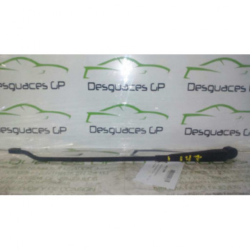 Brazo Limpia Delantero Izquierdo de Peugeot 205 Berlina, Año: 1983 - 642955