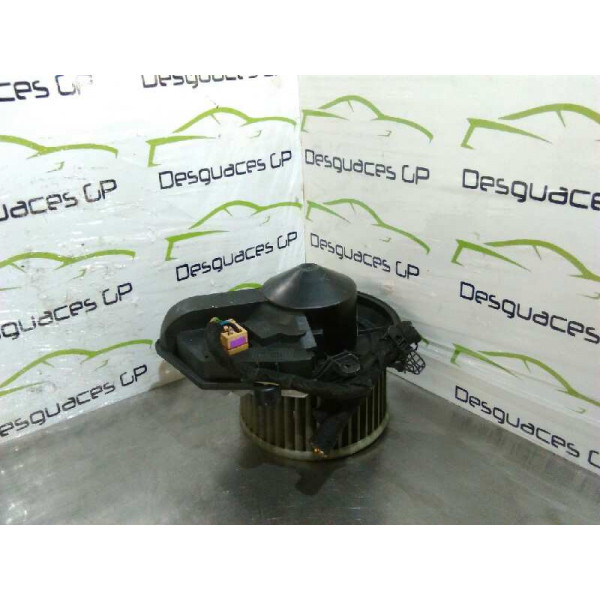Motor Calefaccion de Audi A4 Berlina, Año: 1999 - 740221233F