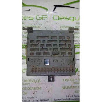 Caja Reles - Fusibles de Peugeot 309, Año: 1986