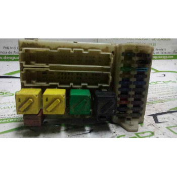 Caja Reles - Fusibles de Ford Mondeo Berlina, Año: 1996 - 93BG14A073EG