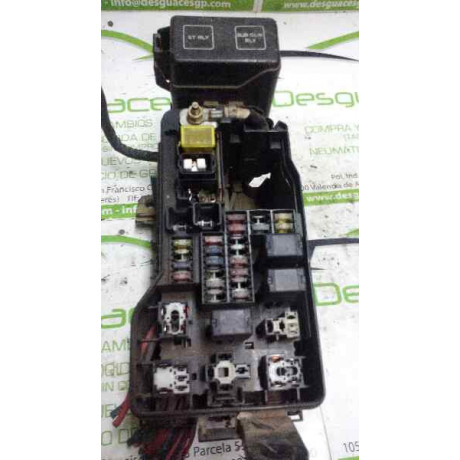 Caja Reles - Fusibles de Toyota Land Cruiser, Año: 1996