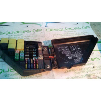 Caja Reles - Fusibles de Mg Rover Serie 25, Año: 2000 - YQE000720