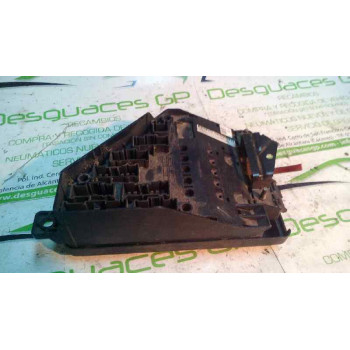Caja Reles - Fusibles de Mg Rover Serie 25, Año: 2000 - YQE000720
